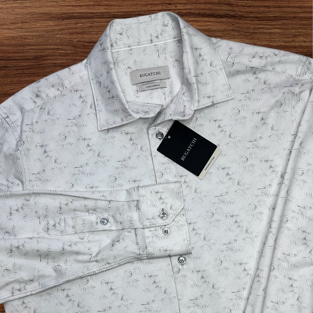Bugatchi Ooohcotton 8-Way Stretch LS Button up Shirt. Platinum. Size Medium. NWT